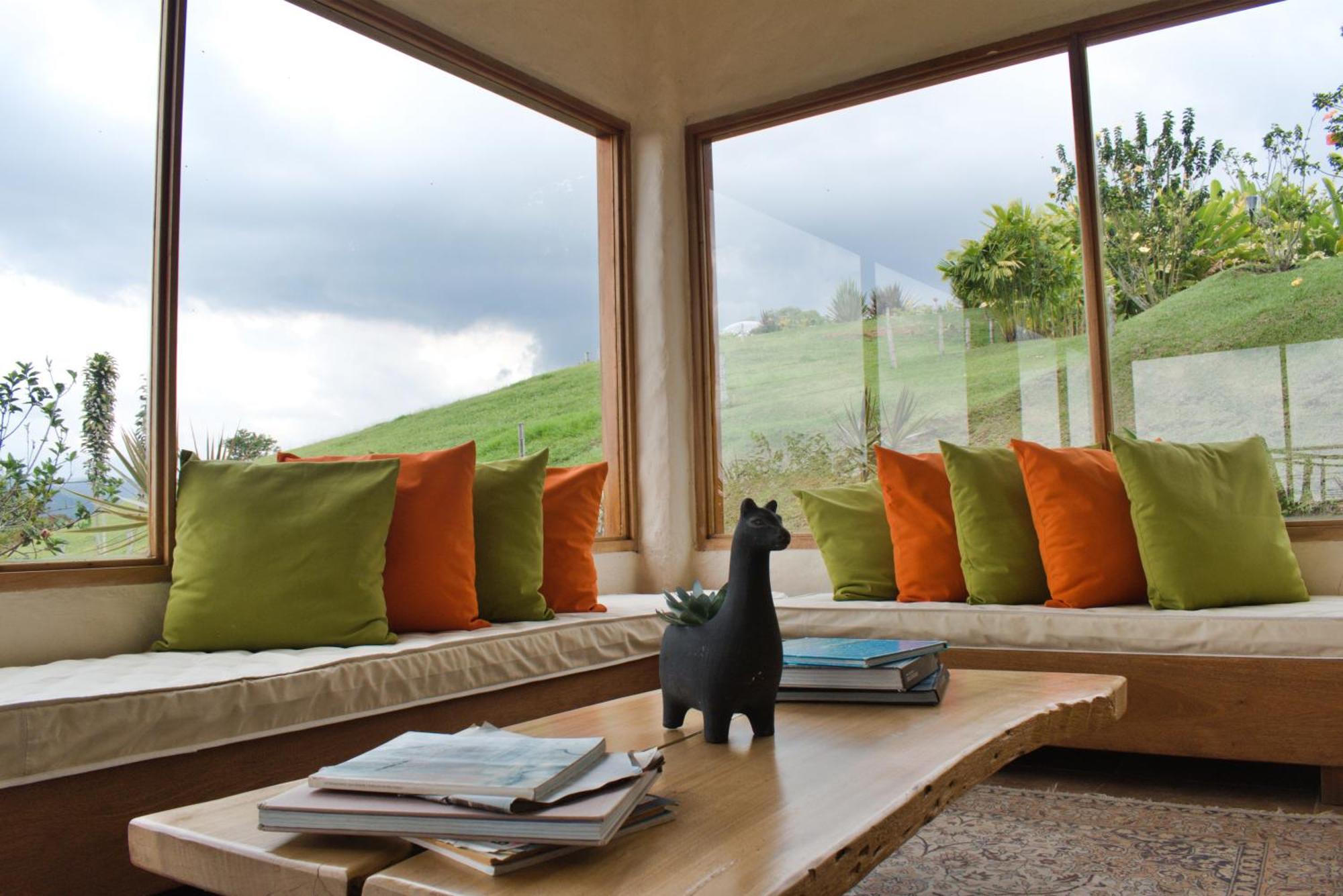 ホテル Montana Glamping サレント エクステリア 写真
