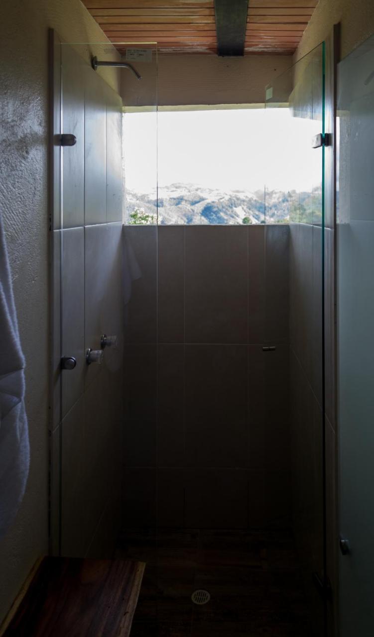 ホテル Montana Glamping サレント エクステリア 写真