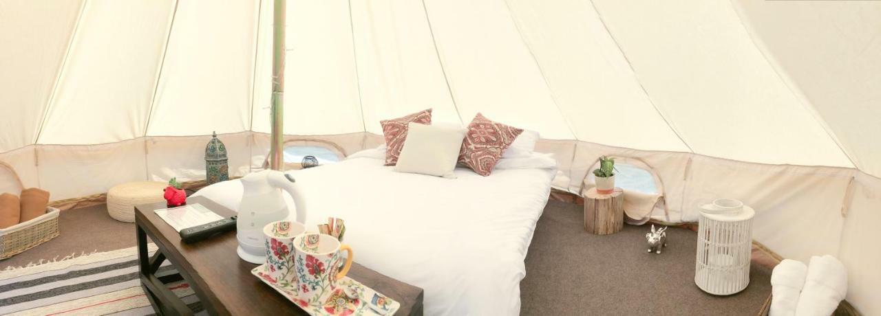 ホテル Montana Glamping サレント エクステリア 写真